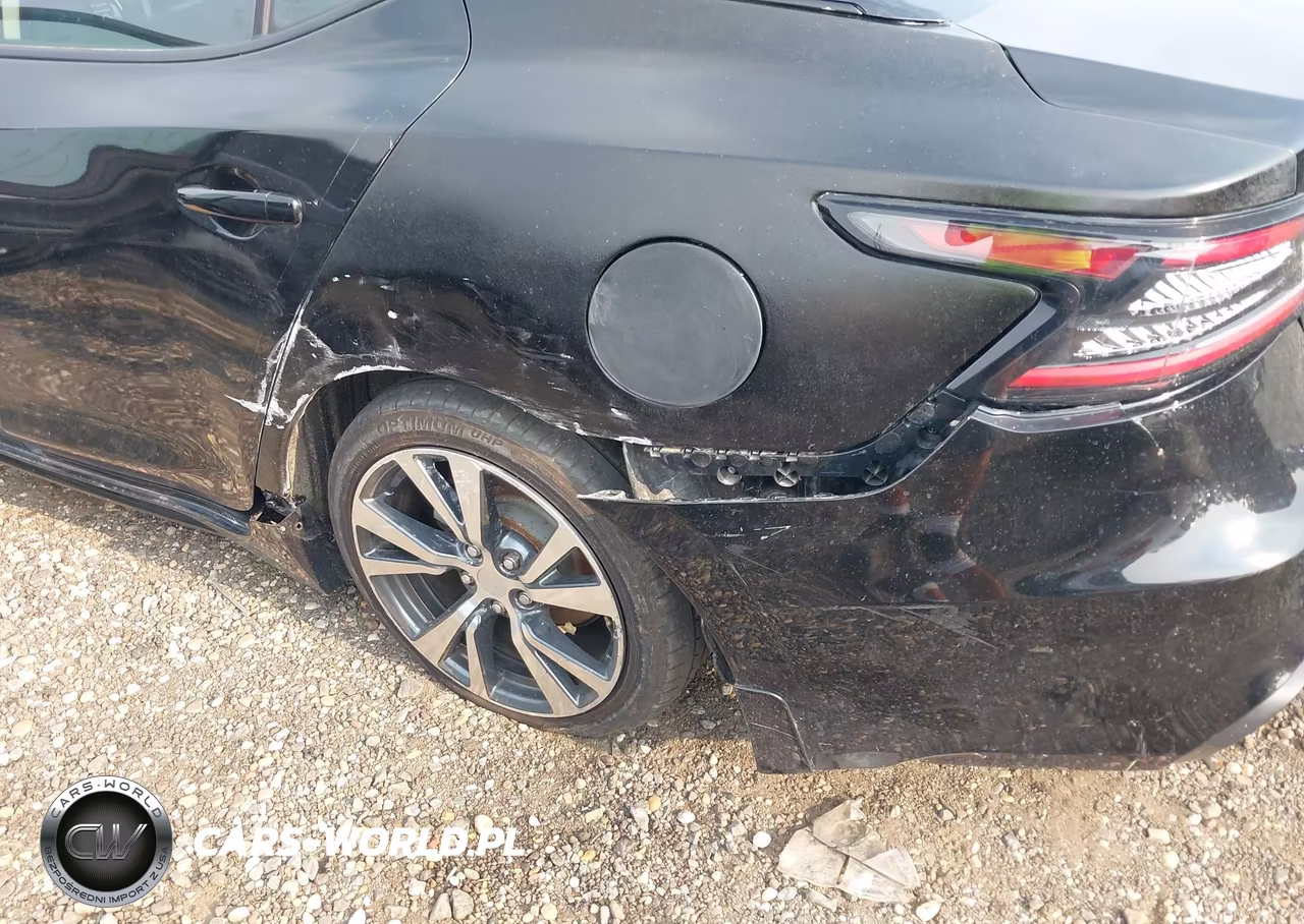 2017 Nissan Maxima 3.5 S VIN:1N4AA6AP5HC376032 - 6