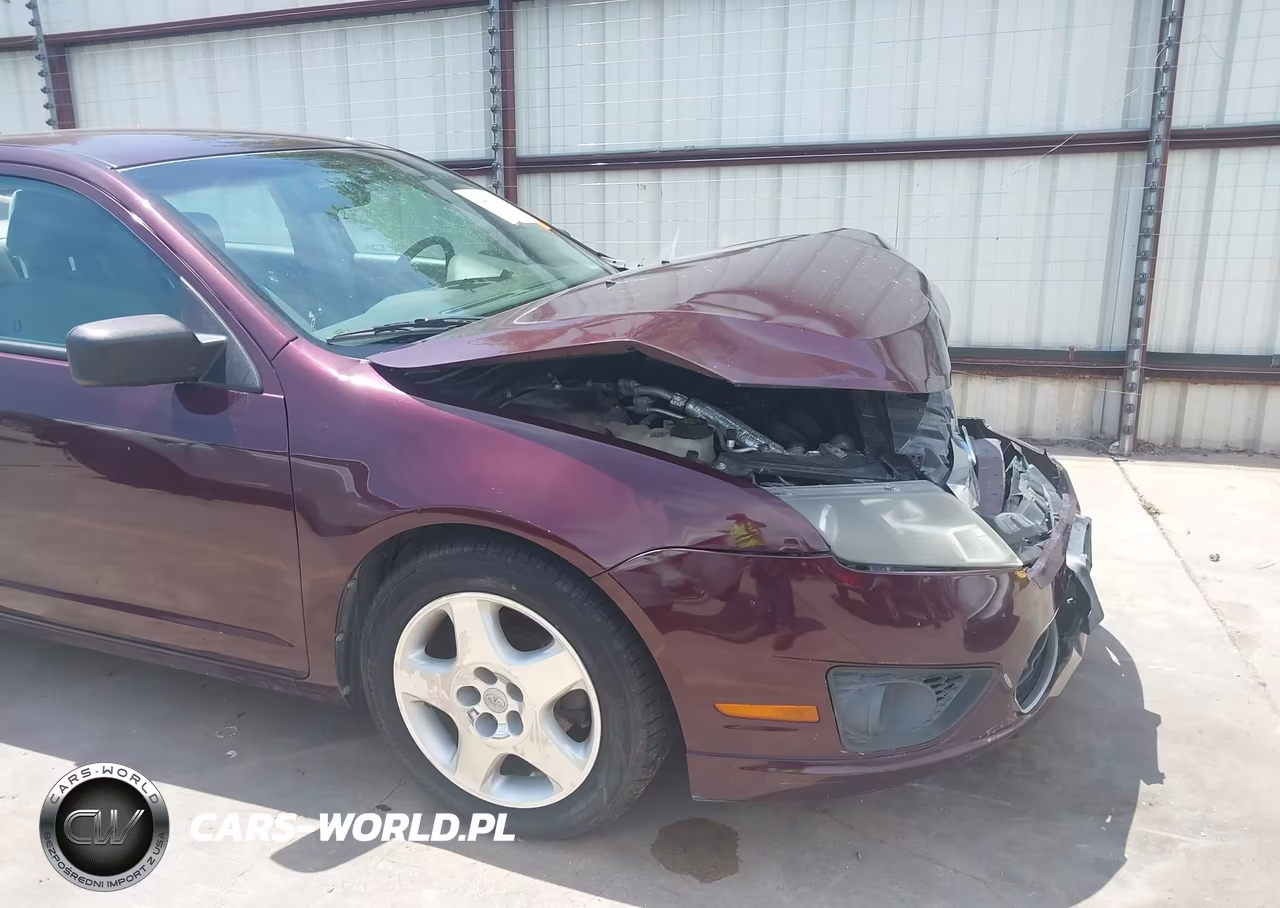 2012 Ford Fusion S VIN:3FAHP0GA1CR237393 - 21