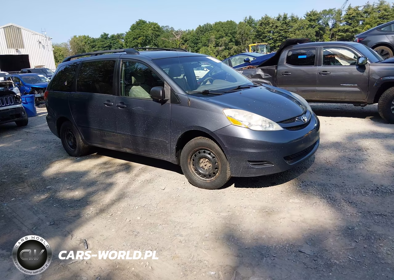 2008 Toyota Sienna Le – zdjęcie 1 z 11