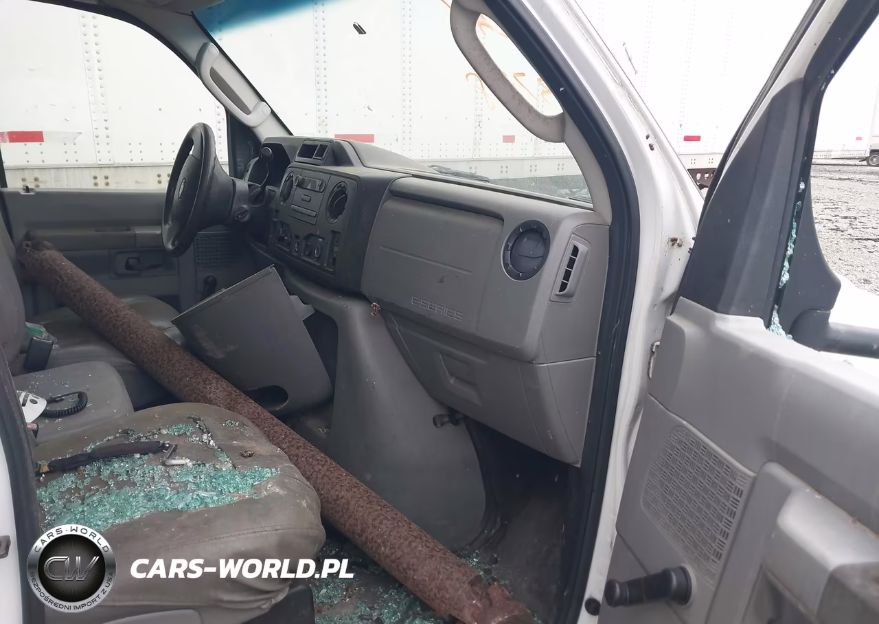 2009 Ford E-450 Cutaway VIN:1FDXE45S49DA07990 - 6