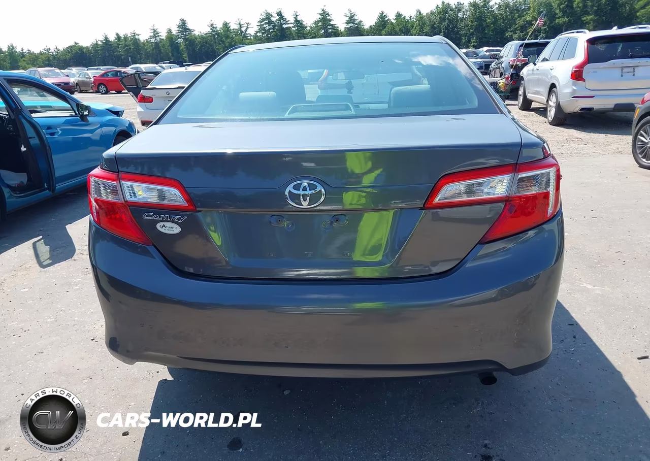 2013 Toyota Camry Le VIN:4T4BF1FK0DR292187 - 16
