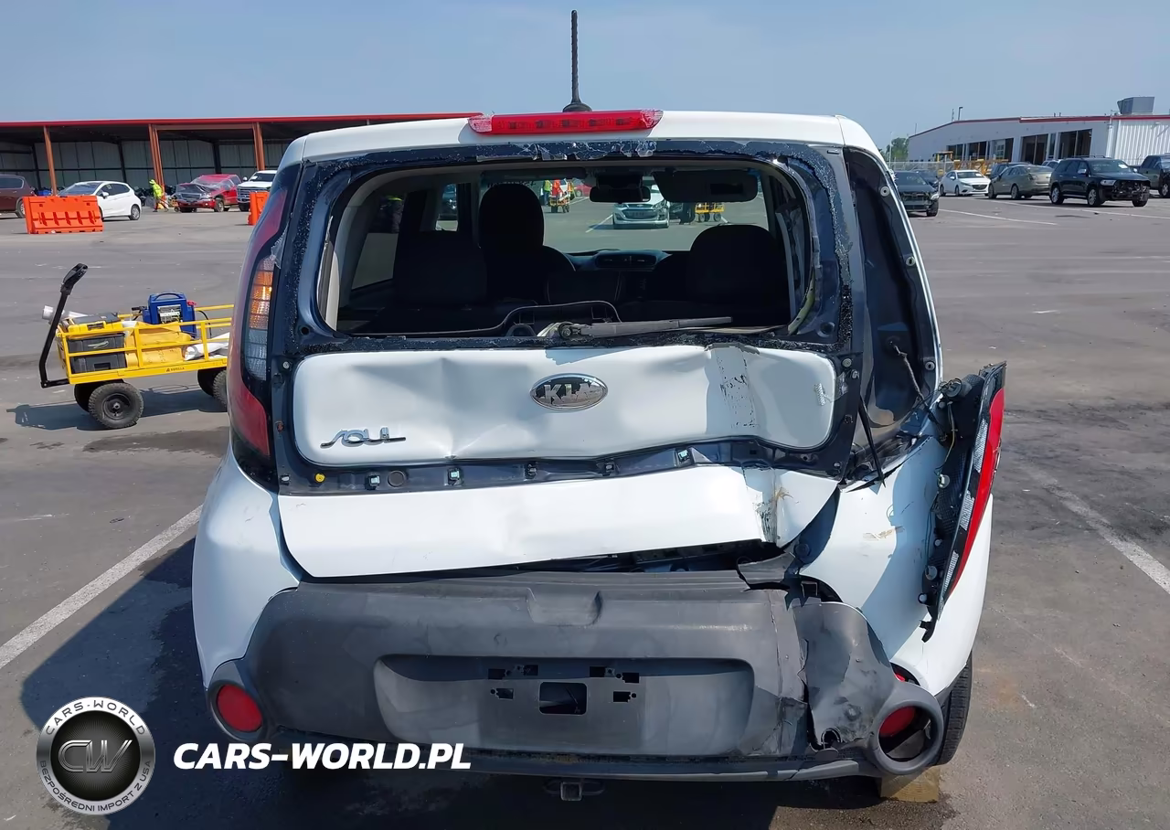2015 Kia Soul + VIN:KNDJP3A52F7135279 - 6