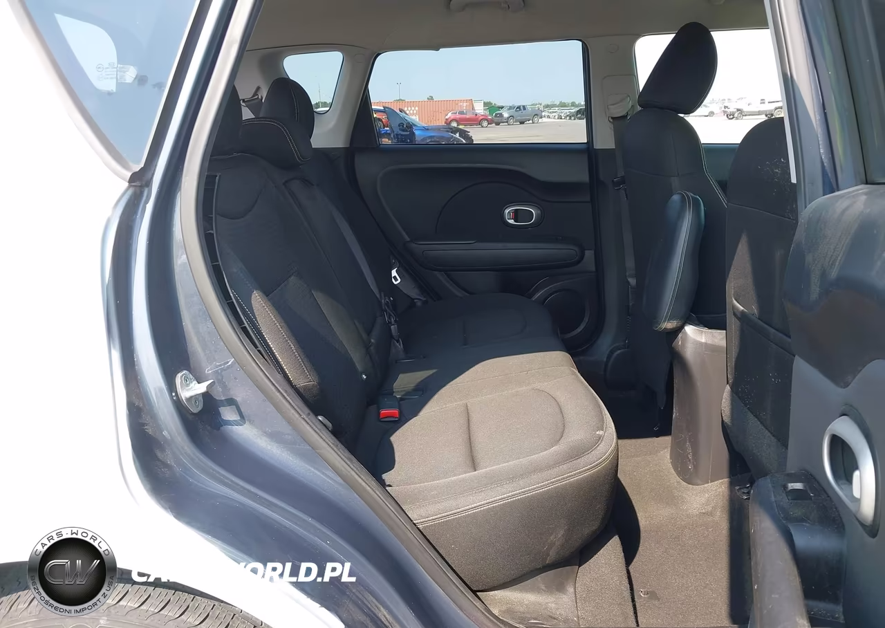 2015 Kia Soul + VIN:KNDJP3A52F7135279 - 8