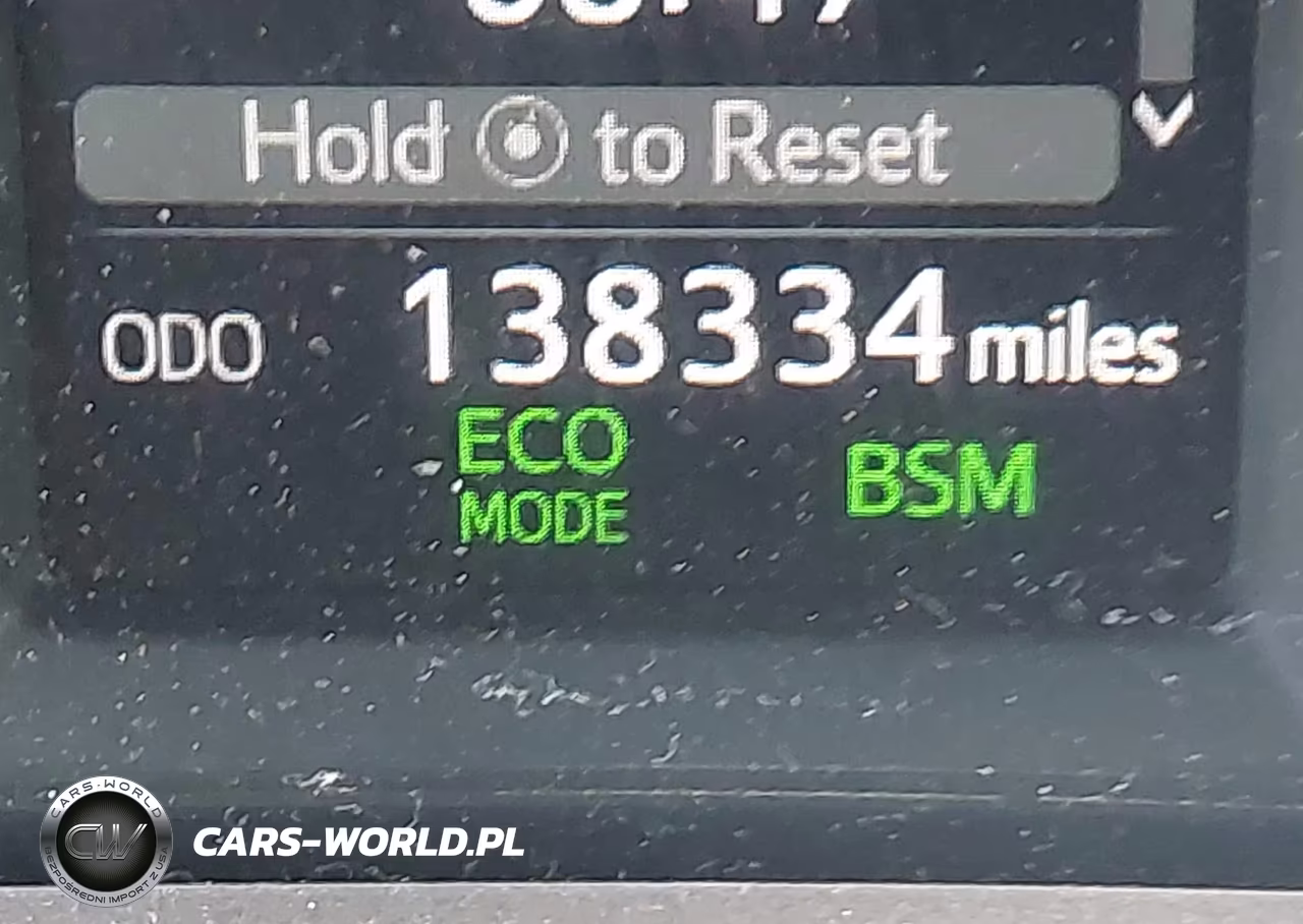 2018 Toyota Rav4 Xle VIN:JTMWFREV7JD114735 - 16