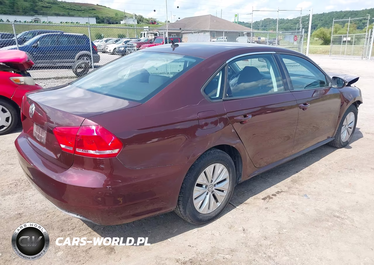 2012 Volkswagen Passat 2.5L S VIN:1VWAP7A39CC070257 - 4