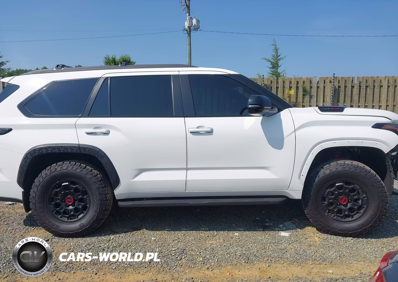 2024 Toyota Sequoia Trd Pro VIN:7SVAAABA3RX027507 - 14