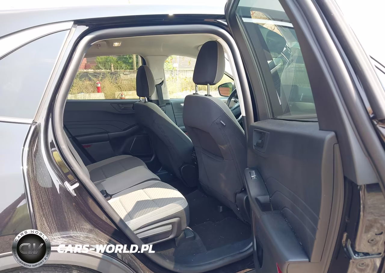2022 Ford Escape Se VIN:1FMCU9G6XNUB71589 - 8