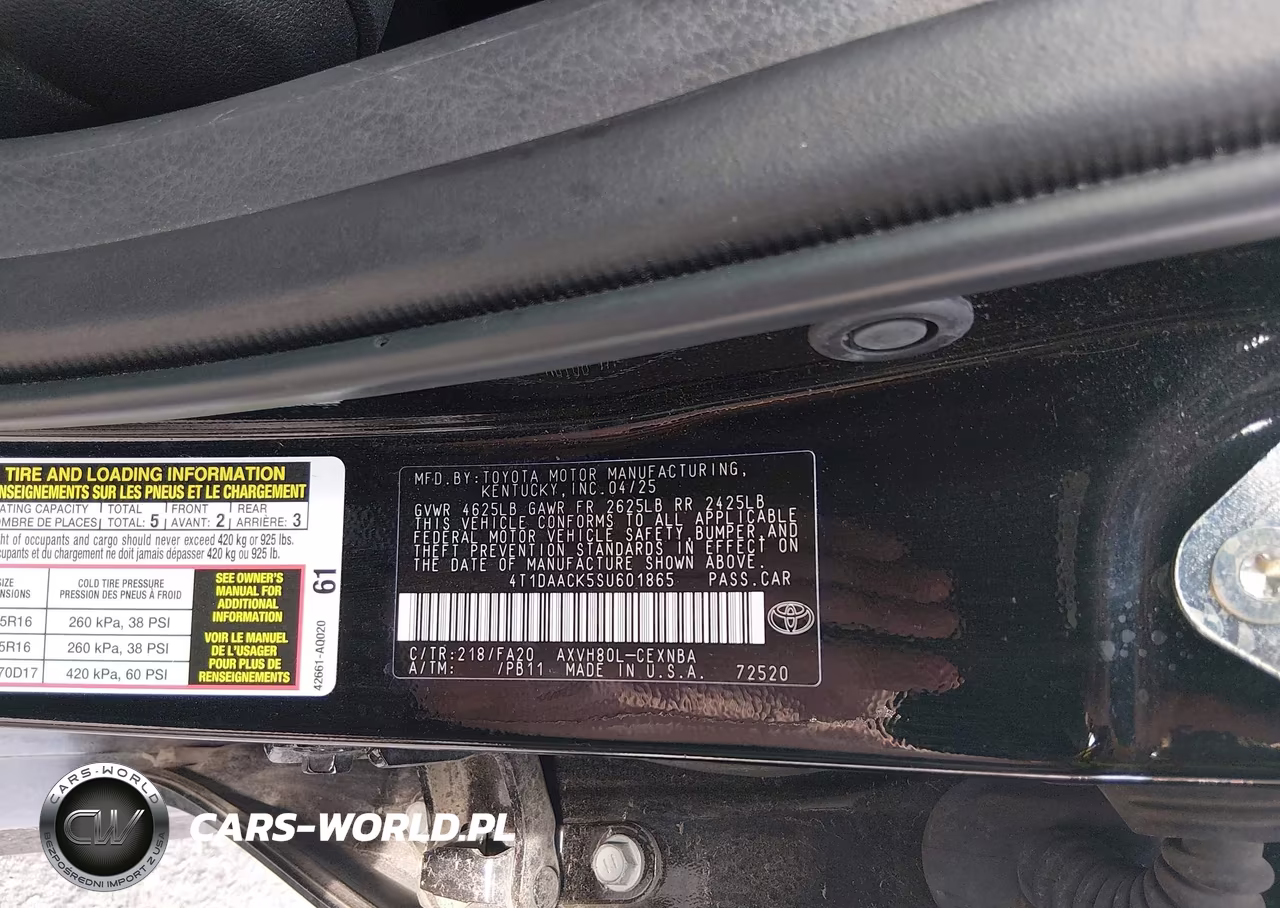 2025 Toyota Camry Le VIN:4T1DAACK5SU601865 - 9