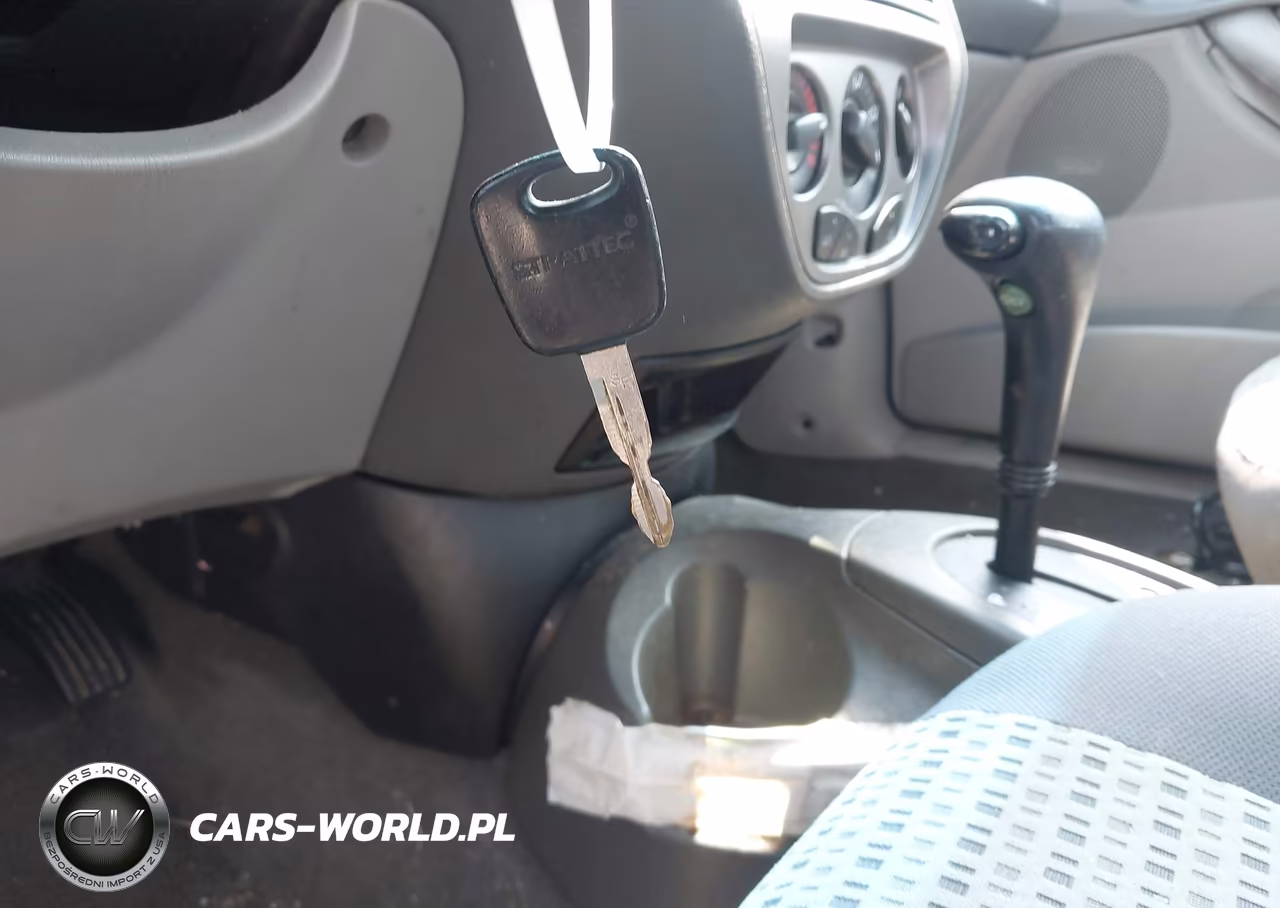 2005 Ford Focus Zx4 VIN:1FAHP34N95W310230 - 11