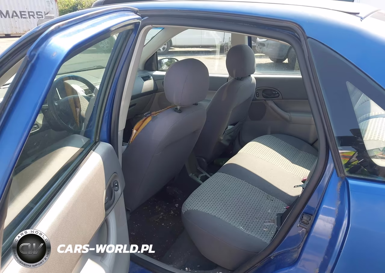 2005 Ford Focus Zx4 VIN:1FAHP34N95W310230 - 8