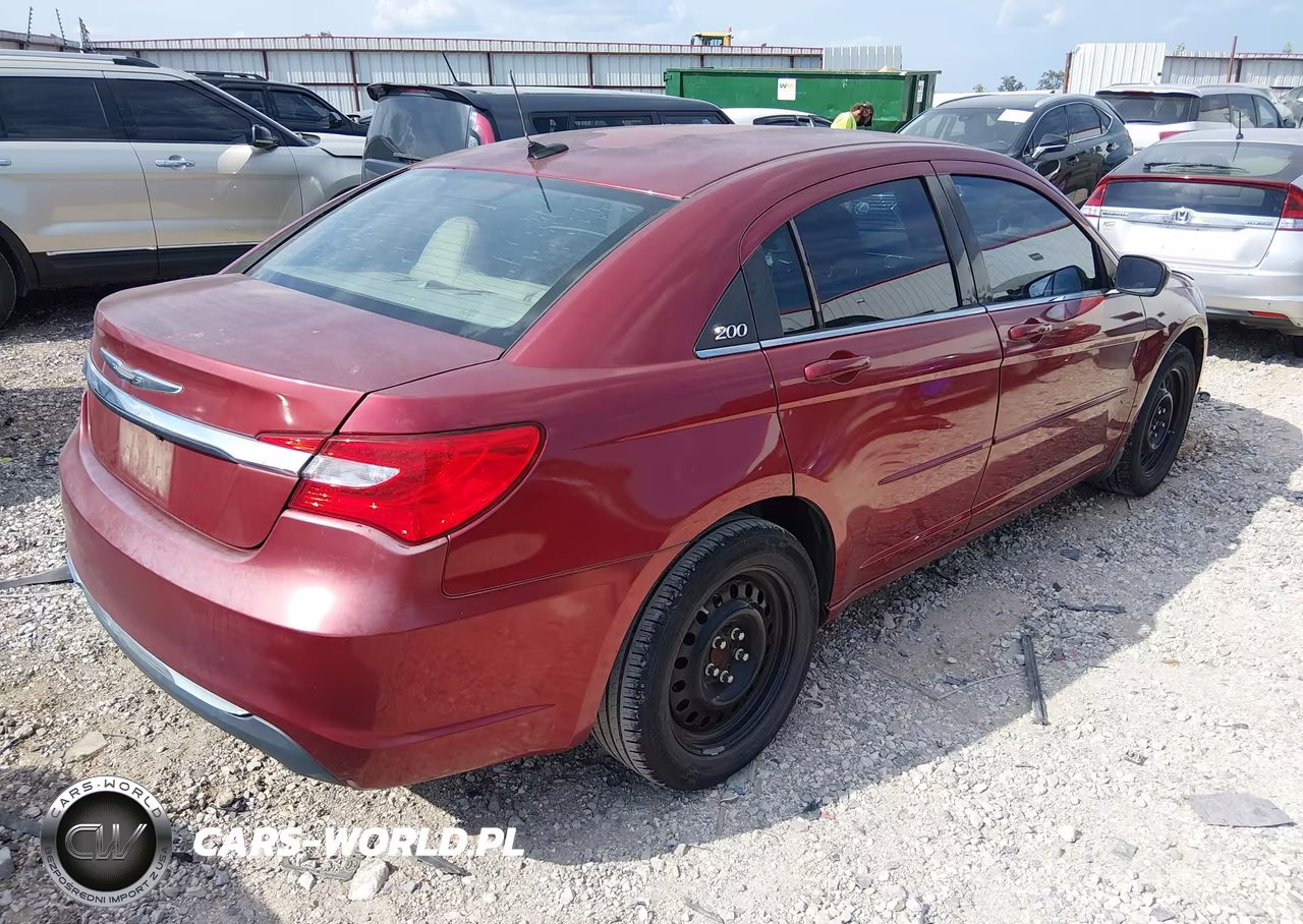 2013 Chrysler 200 Lx VIN:1C3CCBABXDN636180 - 4