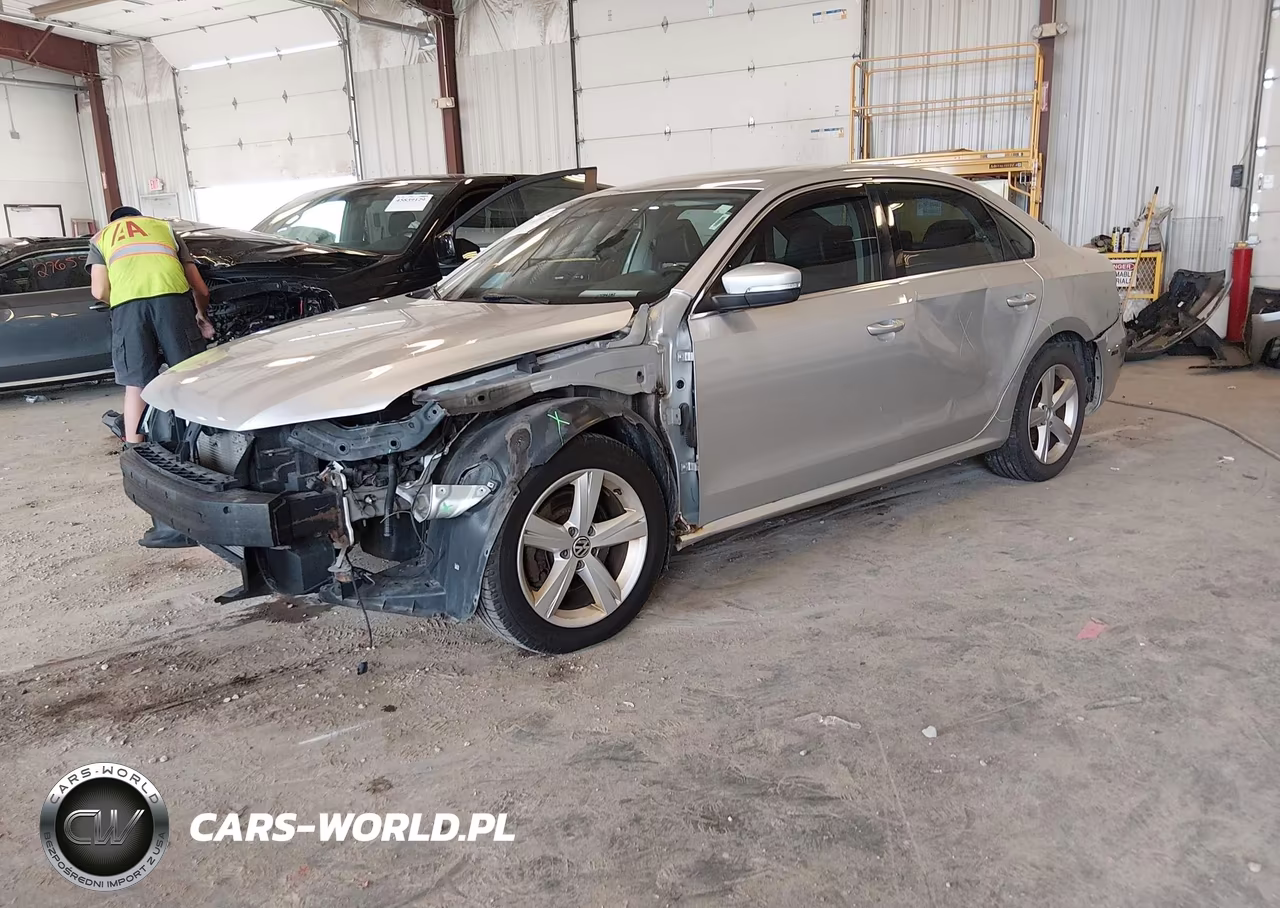 2013 Volkswagen Passat 2.0L Tdi Se VIN:1VWBN7A30DC120684 - 2