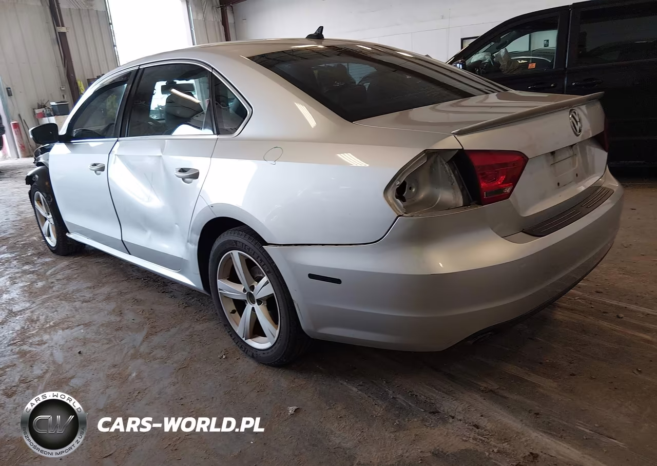 2013 Volkswagen Passat 2.0L Tdi Se VIN:1VWBN7A30DC120684 - 3