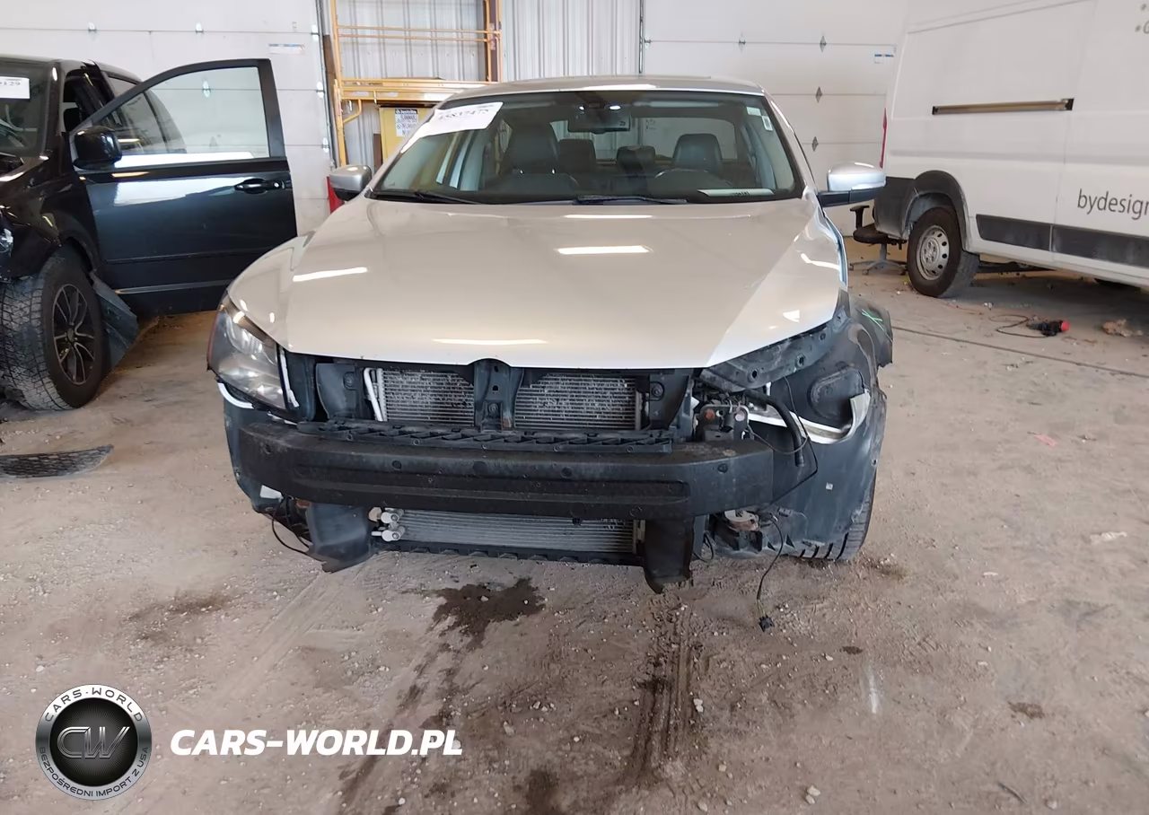 2013 Volkswagen Passat 2.0L Tdi Se VIN:1VWBN7A30DC120684 - 6