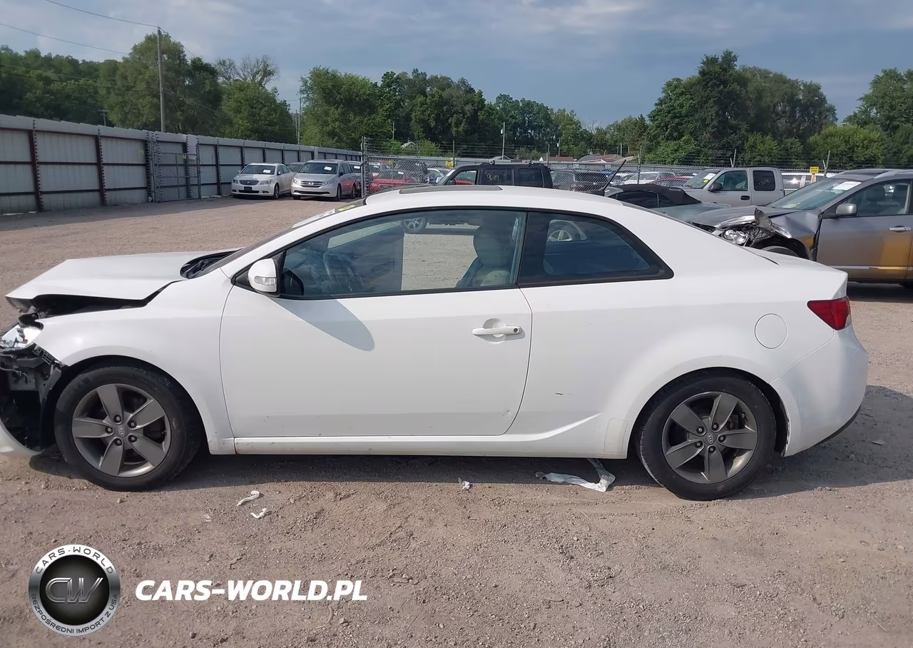 2010 Kia Forte Koup Ex VIN:KNAFU6A27A5115696 - 14