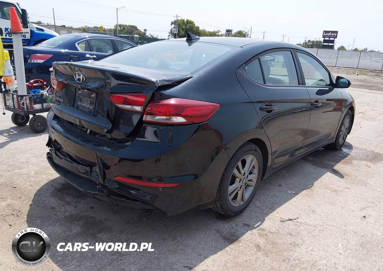 2017 Hyundai Elantra Se VIN:KMHD84LF0HU104005 - 4