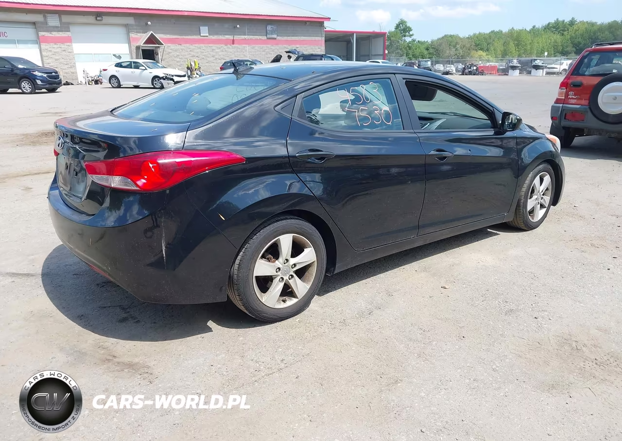 2012 Hyundai Elantra Gls VIN:5NPDH4AEXCH078062 - 4