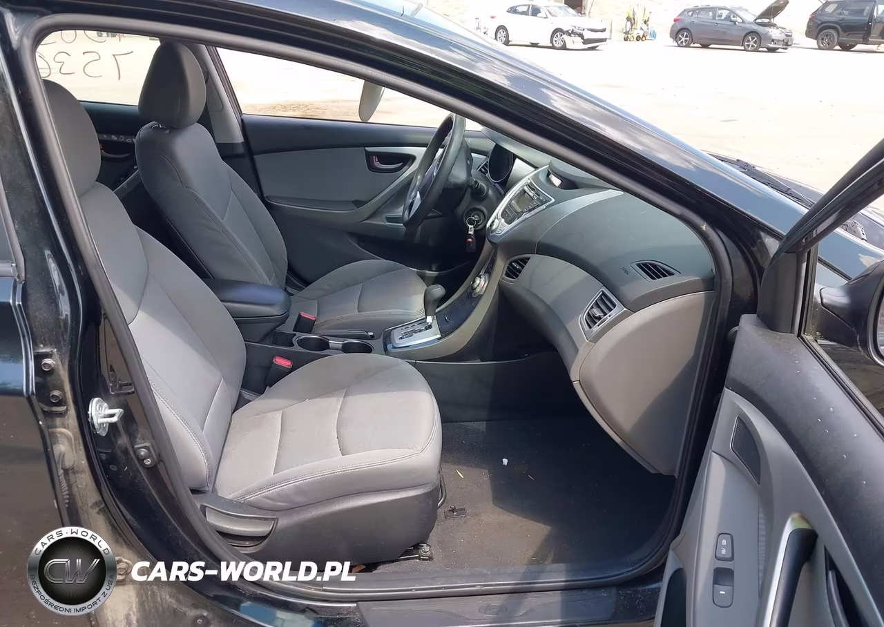 2012 Hyundai Elantra Gls VIN:5NPDH4AEXCH078062 - 5