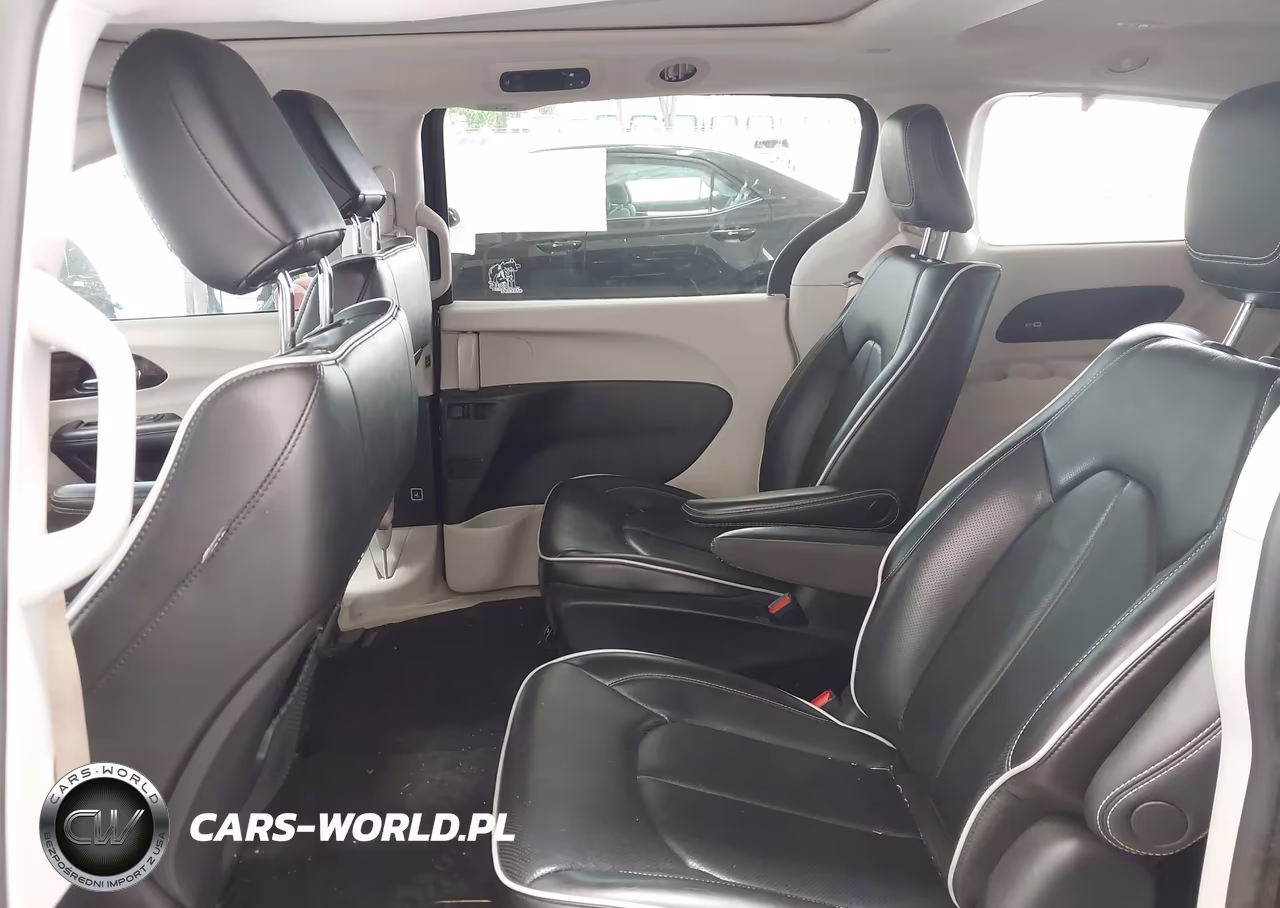 2022 Chrysler Pacifica Hybrid Limited VIN:2C4RC1S73NR227534 - 8