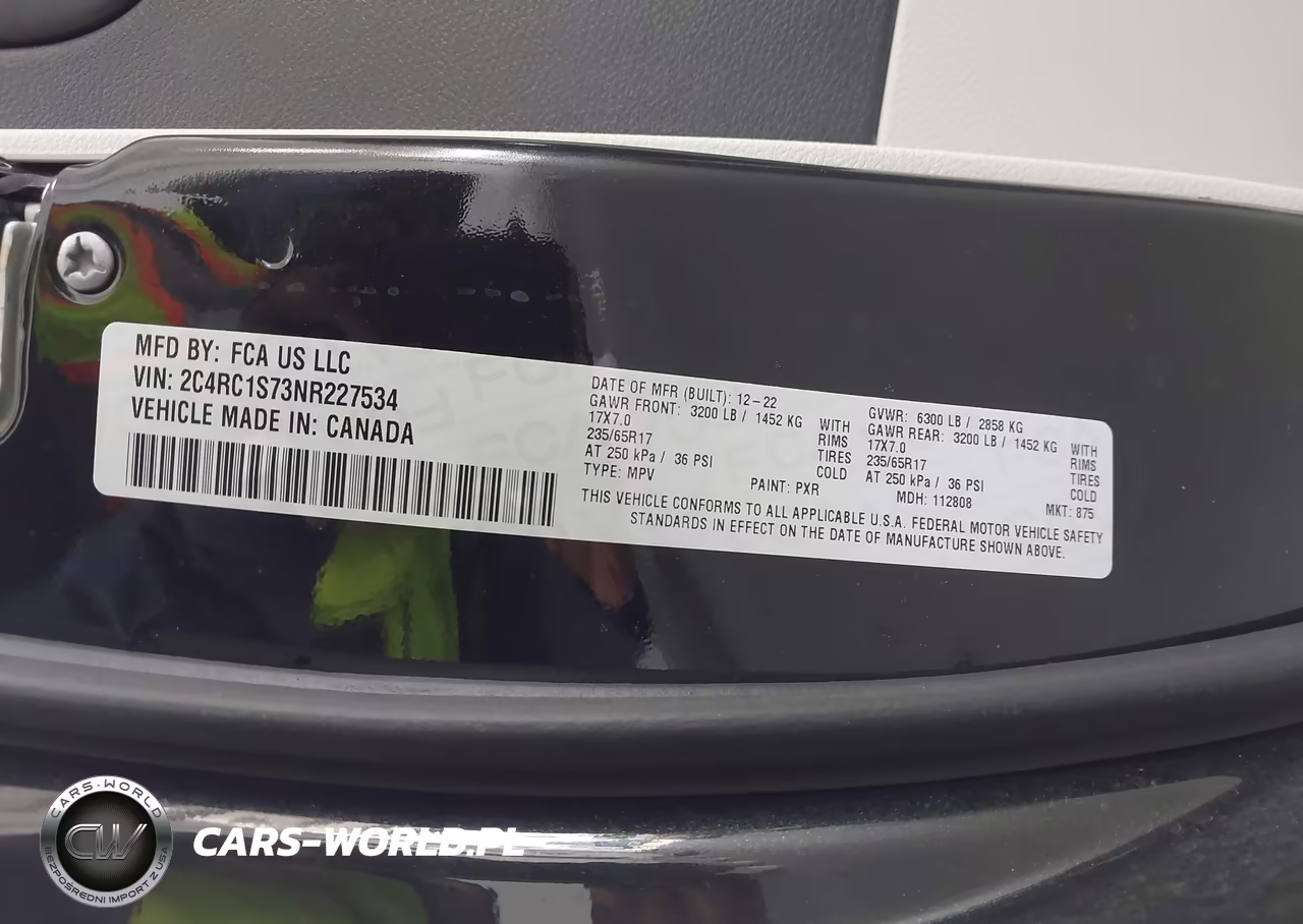 2022 Chrysler Pacifica Hybrid Limited VIN:2C4RC1S73NR227534 - 9
