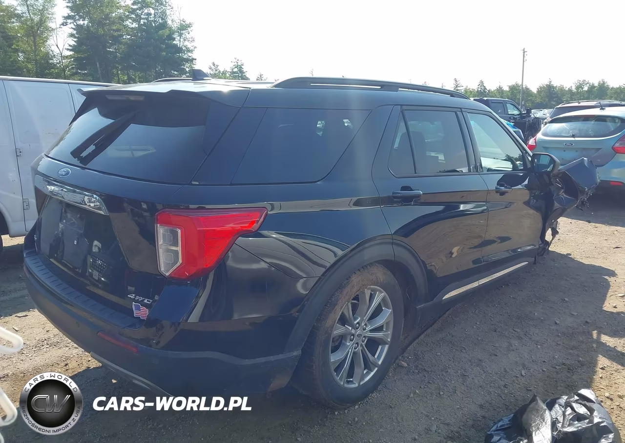 2022 Ford Explorer Xlt VIN:1FMSK8DH2NGC08232 - 4