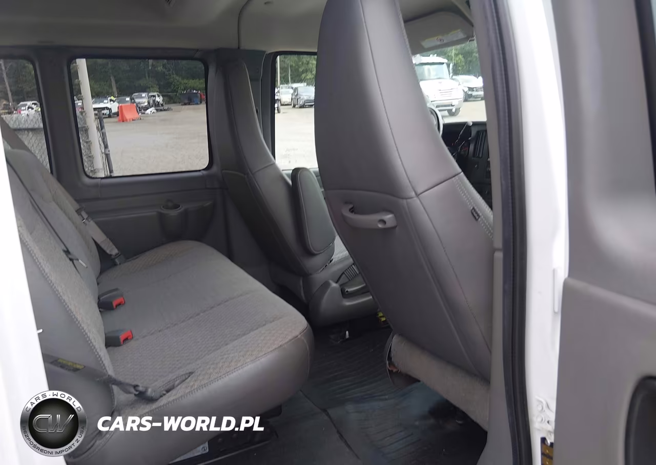 2019 Chevrolet Express 2500 Ls VIN:1GAWGEFG3K1326419 - 8
