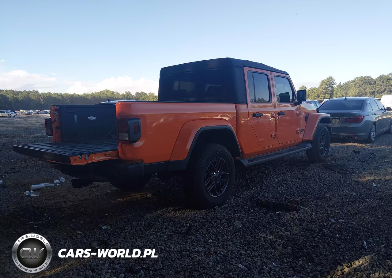 2025 Jeep Gladiator Sport S VIN:1C6PJTAG1SL540023 - 4