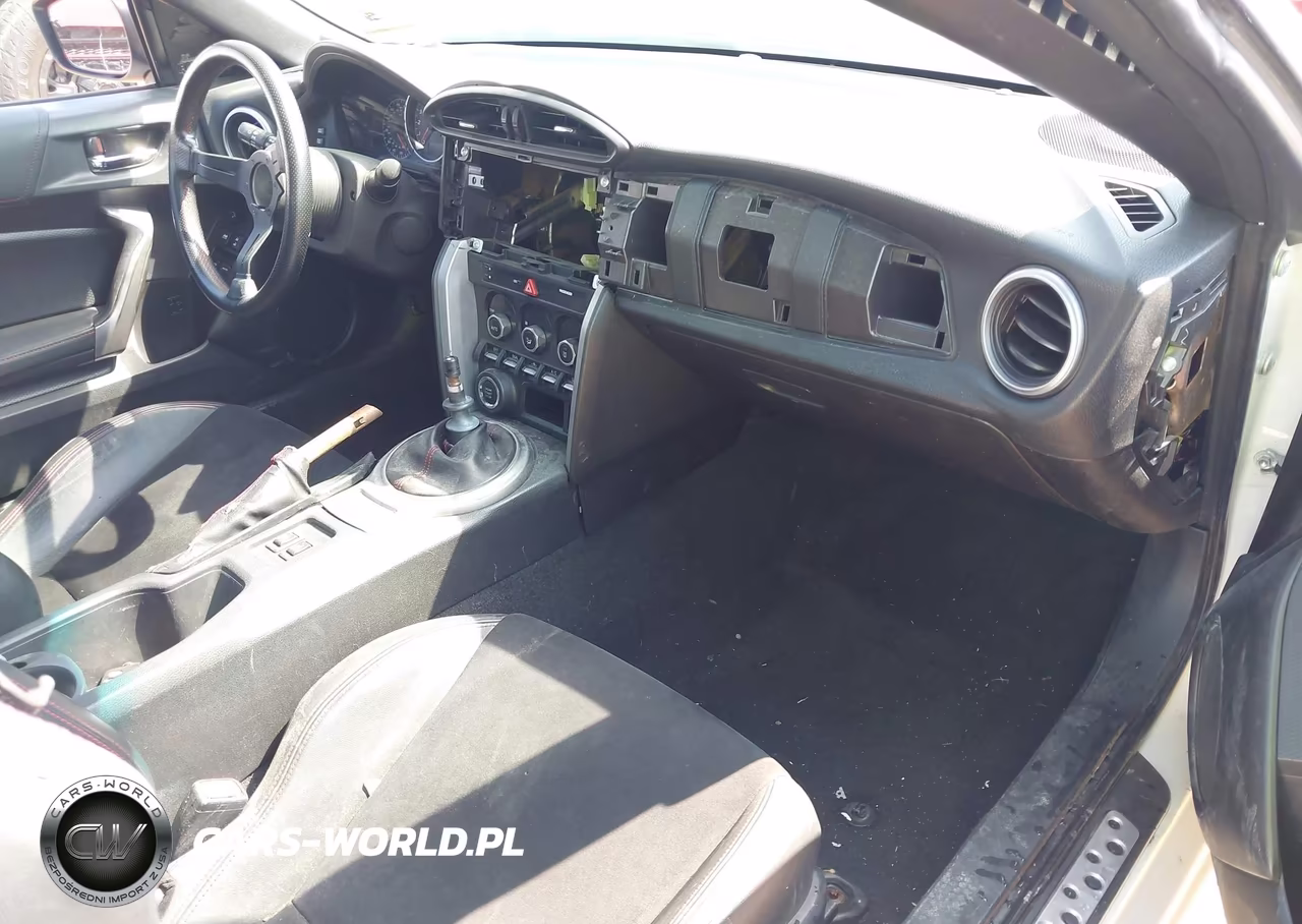 SUBARU BRZ 2.0 LI VIN:JF1ZCAC15D1610670 - 5