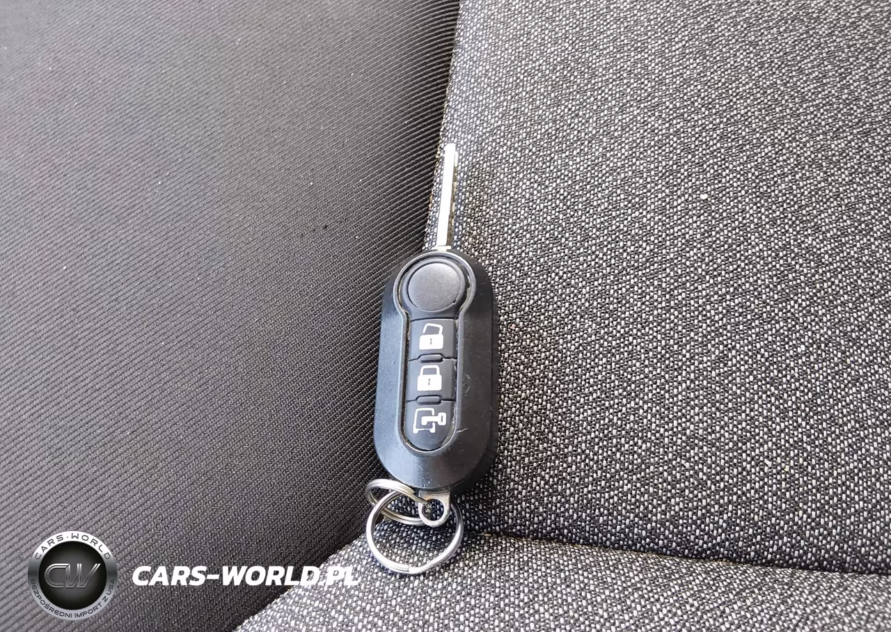 2018 Ram Promaster 1500 Low Roof 136 Wb VIN:3C6TRVAG1JE148377 - 11