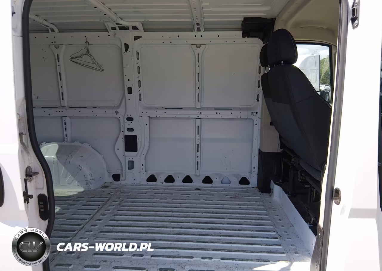 2018 Ram Promaster 1500 Low Roof 136 Wb VIN:3C6TRVAG1JE148377 - 8