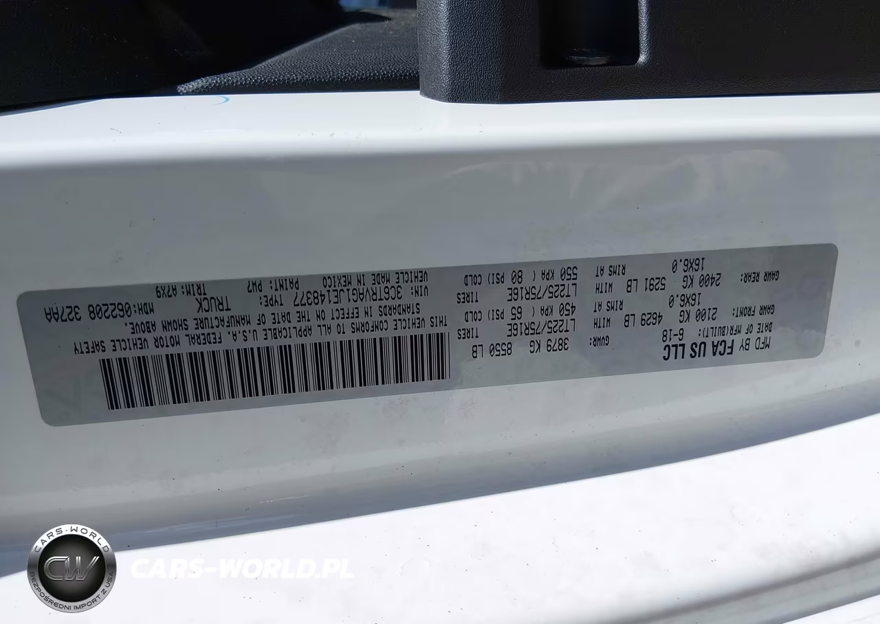 2018 Ram Promaster 1500 Low Roof 136 Wb VIN:3C6TRVAG1JE148377 - 9