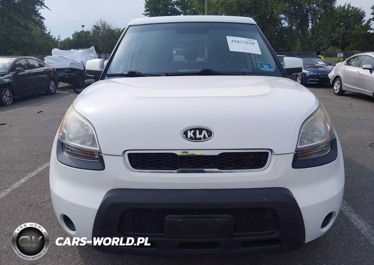 2011 Kia Soul + VIN:KNDJT2A22B7706985 - 12