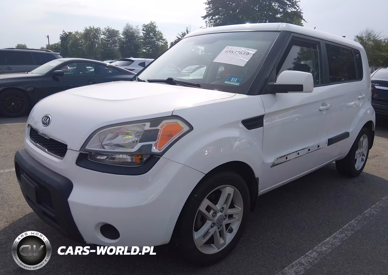 2011 Kia Soul + VIN:KNDJT2A22B7706985 - 2