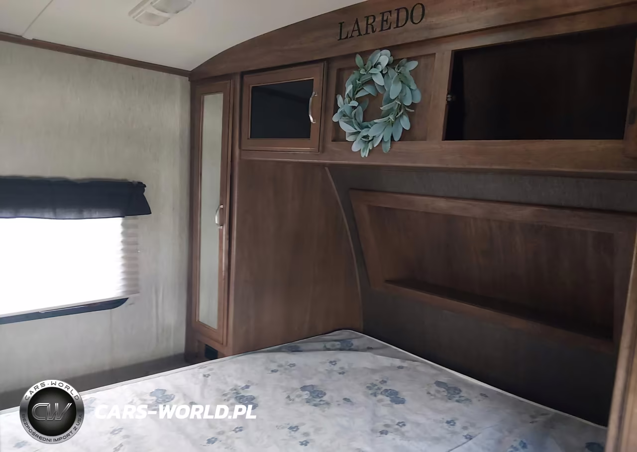 2016 Laredo Other VIN:4YDT28B28GK600491 - 13