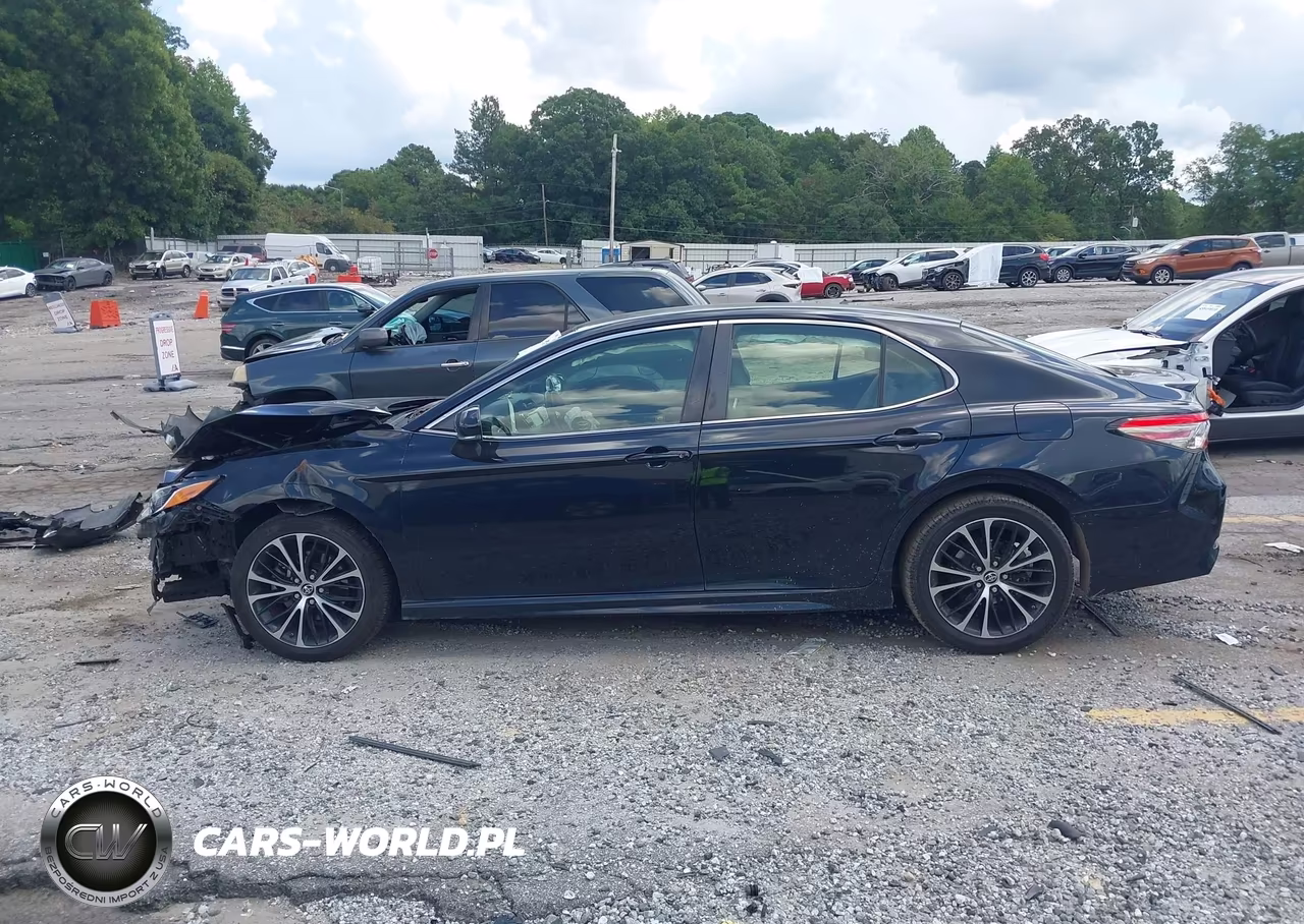 2018 Toyota Camry Se VIN:JTNB11HK4J3042684 - 14