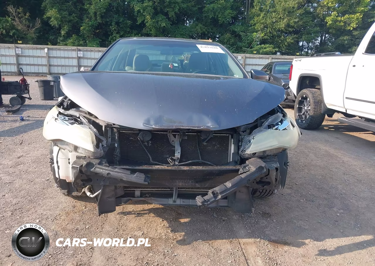 2016 Toyota Camry Le VIN:4T4BF1FK0GR535937 - 12