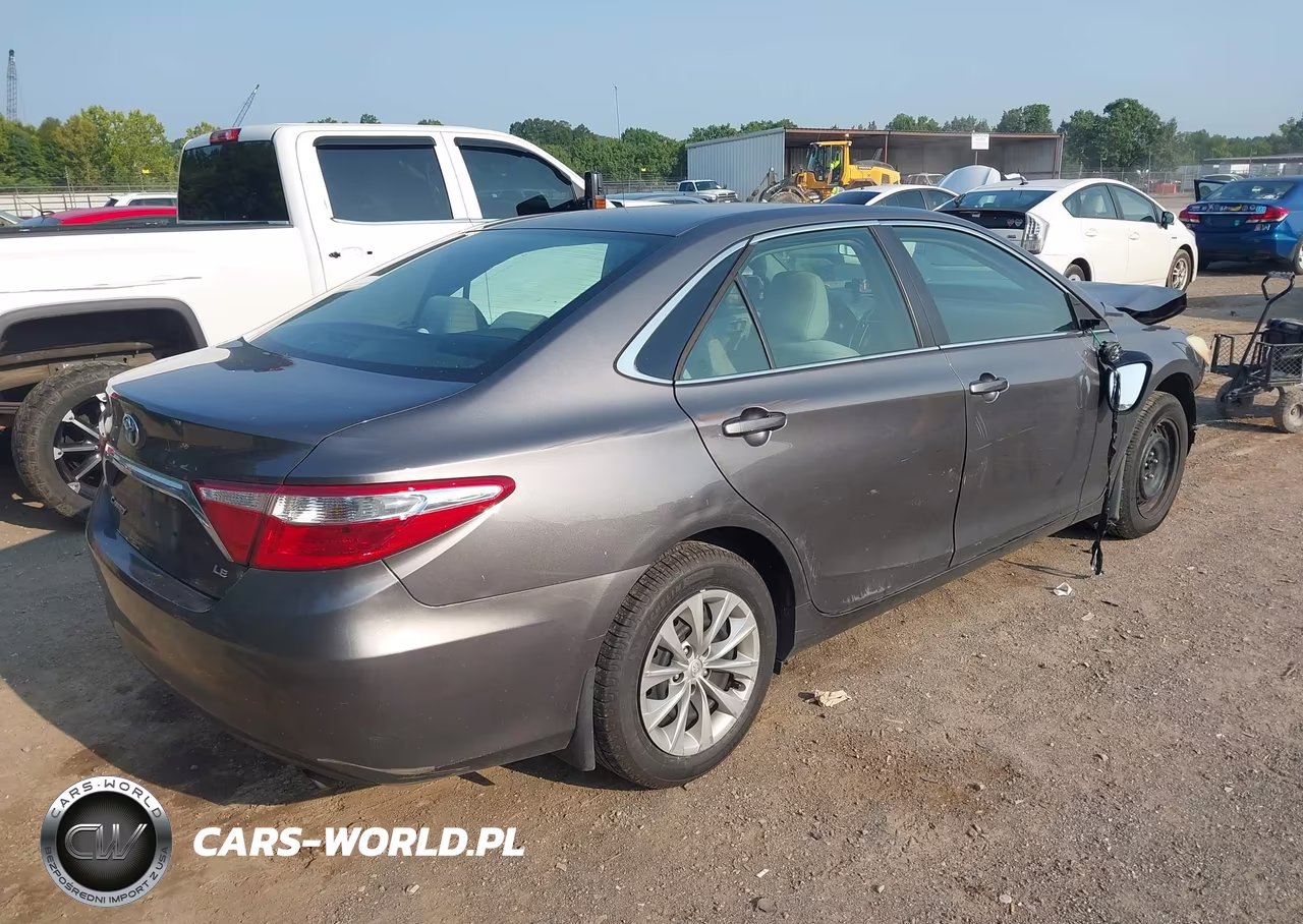 2016 Toyota Camry Le VIN:4T4BF1FK0GR535937 - 4