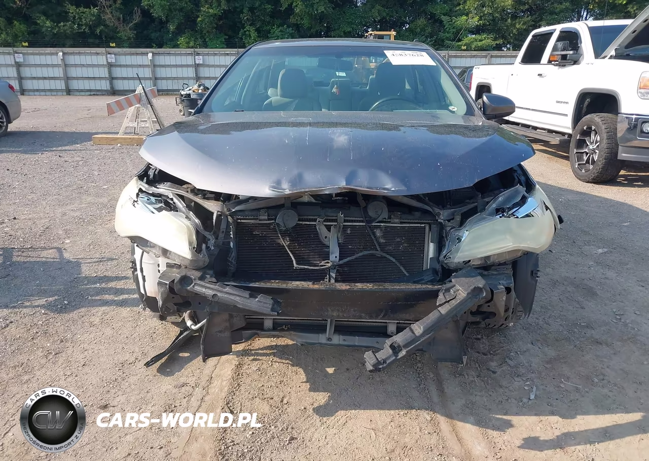 2016 Toyota Camry Le VIN:4T4BF1FK0GR535937 - 6