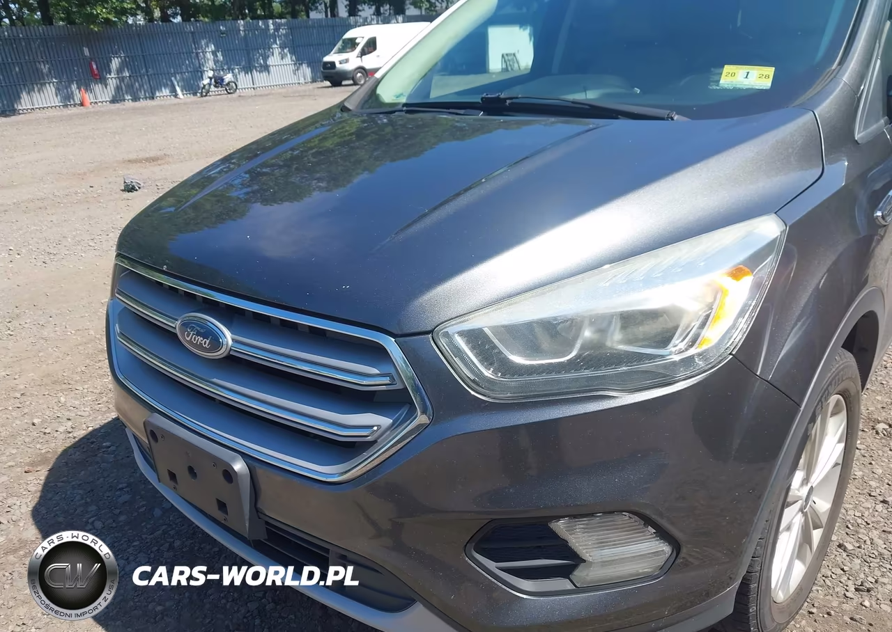 2017 Ford Escape Se VIN:1FMCU9GD7HUA07395 - 6