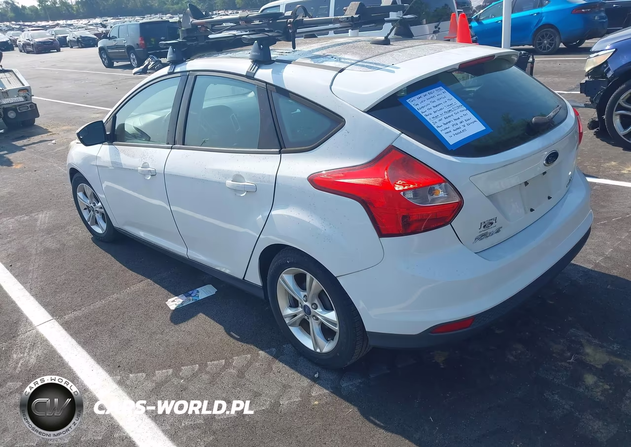 2013 Ford Focus Se VIN:1FADP3K26DL274875 - 3