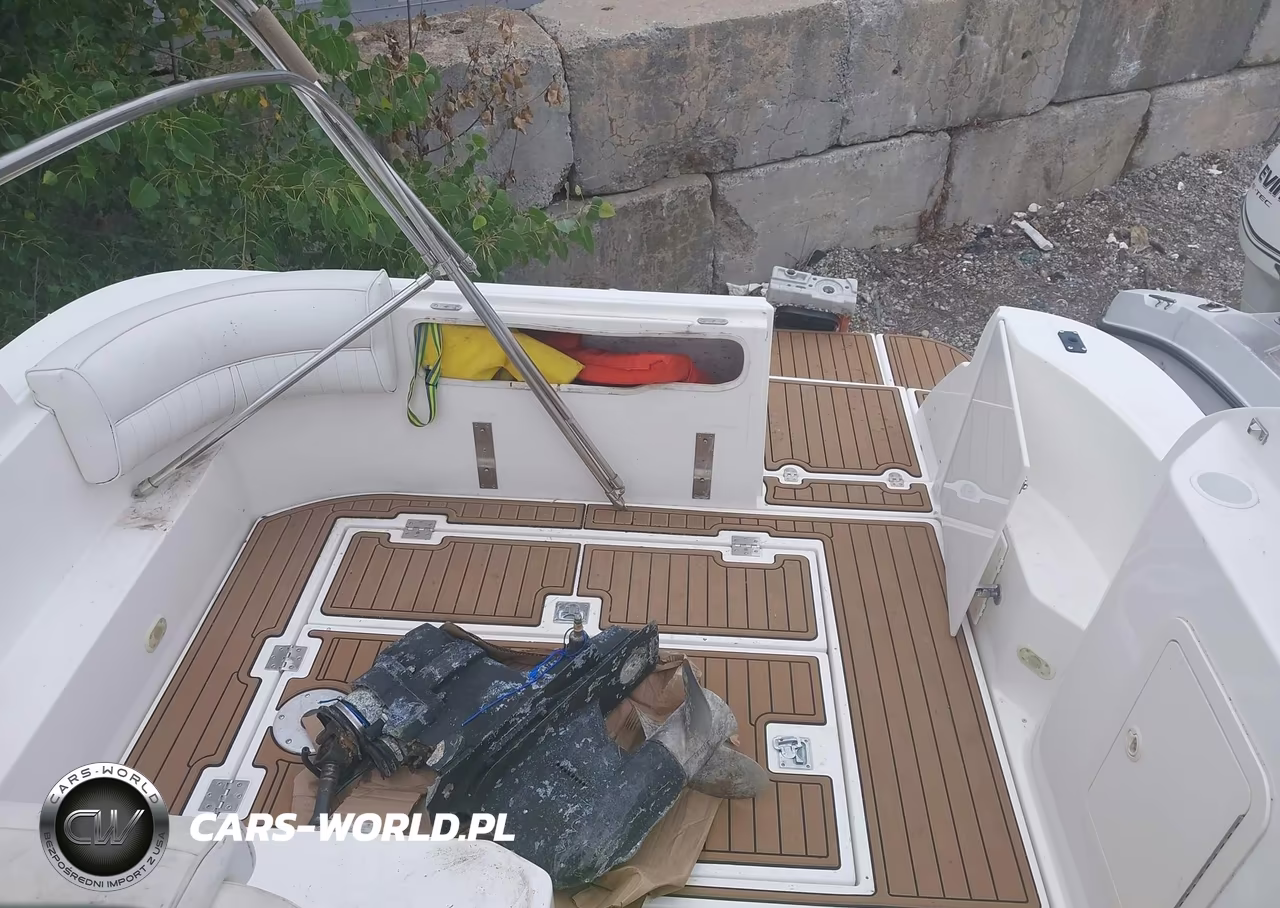 1999 Cruisers Yachts Other VIN:CRSUSV98C999 - 8
