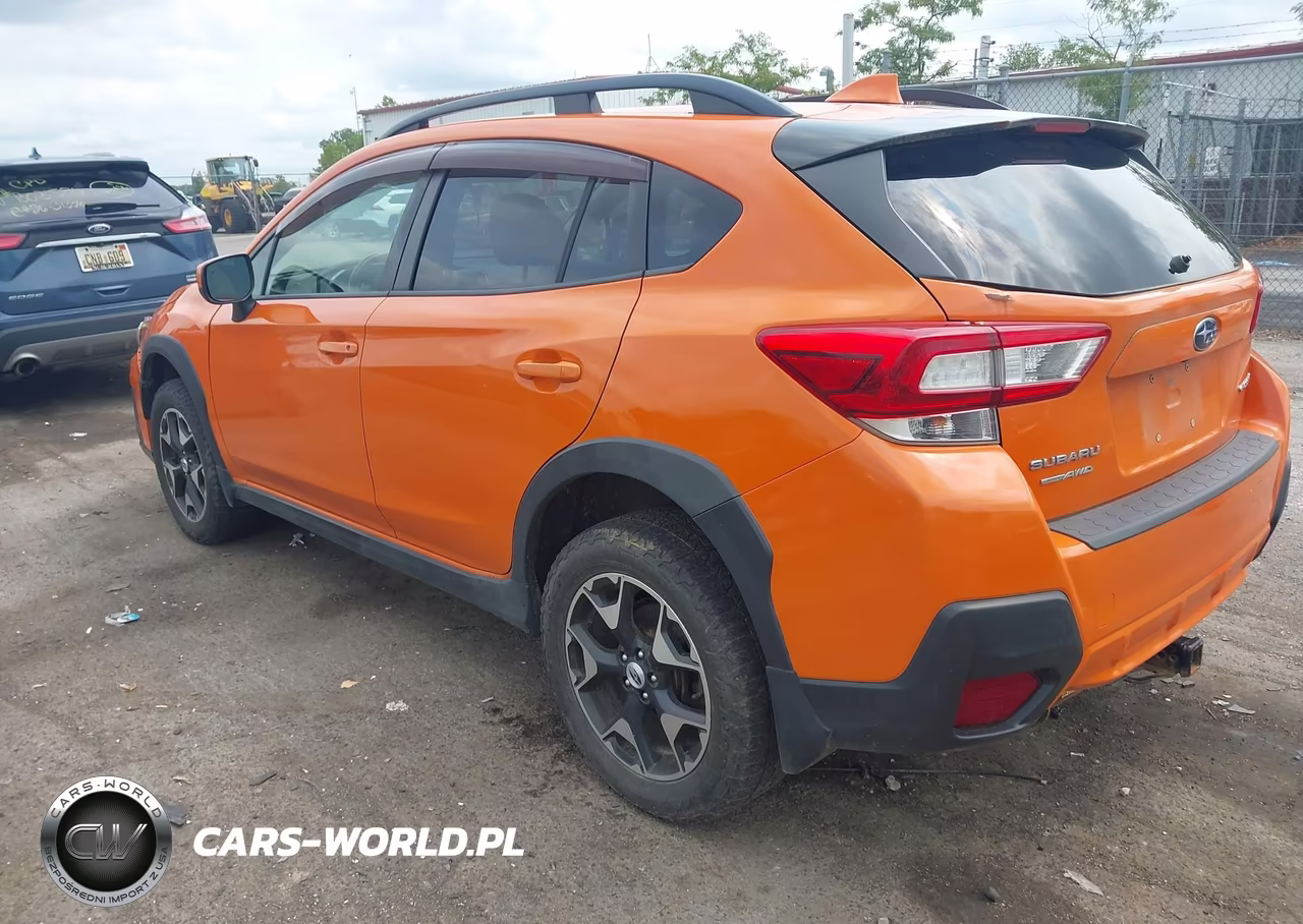 2018 Subaru Crosstrek 2.0I Premium VIN:JF2GTABC7JH336932 - 3