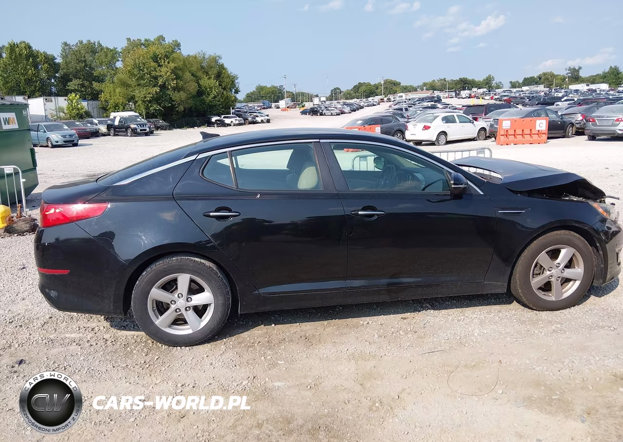 2015 Kia Optima Lx VIN:5XXGM4A76FG456873 - 13