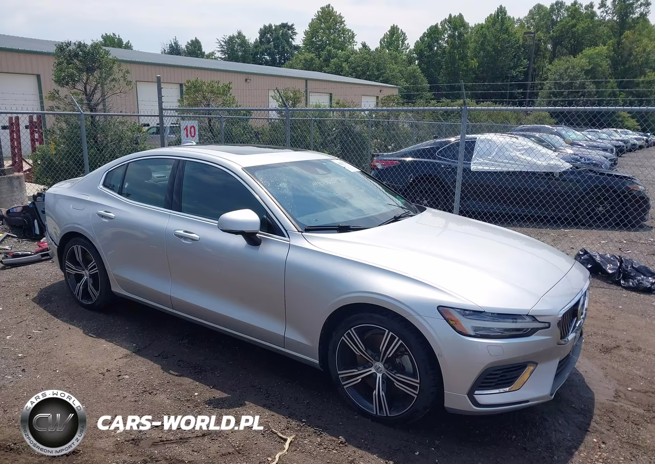 2022 Volvo S60 Recharge Plug-In Hybrid T8 Inscription VIN:7JRBR0FLXNG179342 - 1
