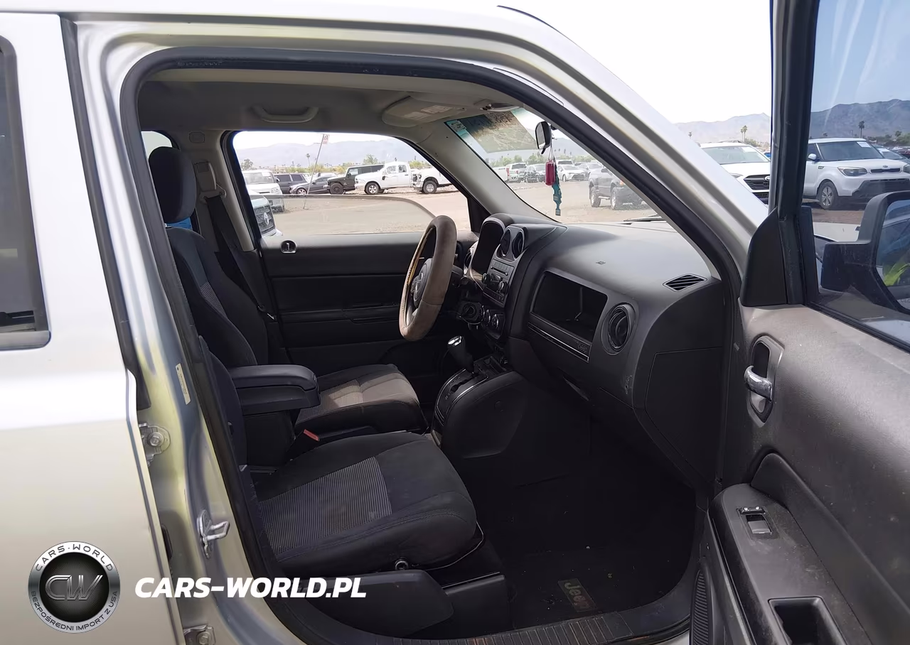 2012 Jeep Patriot Sport VIN:1C4NJPBB3CD539218 - 5