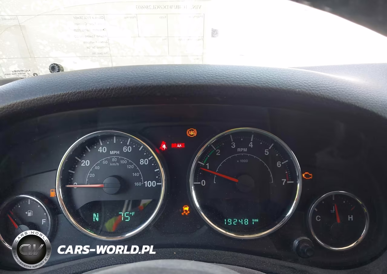 2016 Jeep Wrangler Unlimited Sport VIN:1C4BJWDG9GL286603 - 7