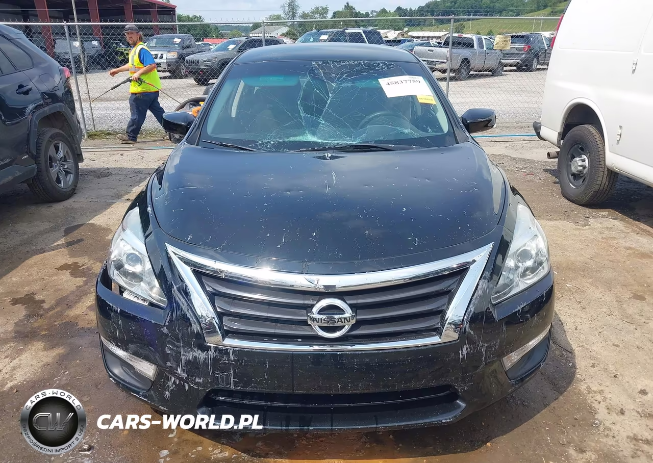 2015 Nissan Altima 2.5 S VIN:1N4AL3AP7FC113403 - 13