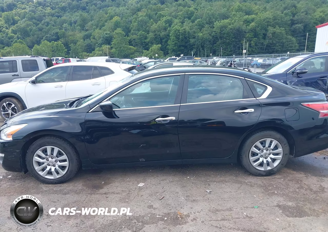 2015 Nissan Altima 2.5 S VIN:1N4AL3AP7FC113403 - 15