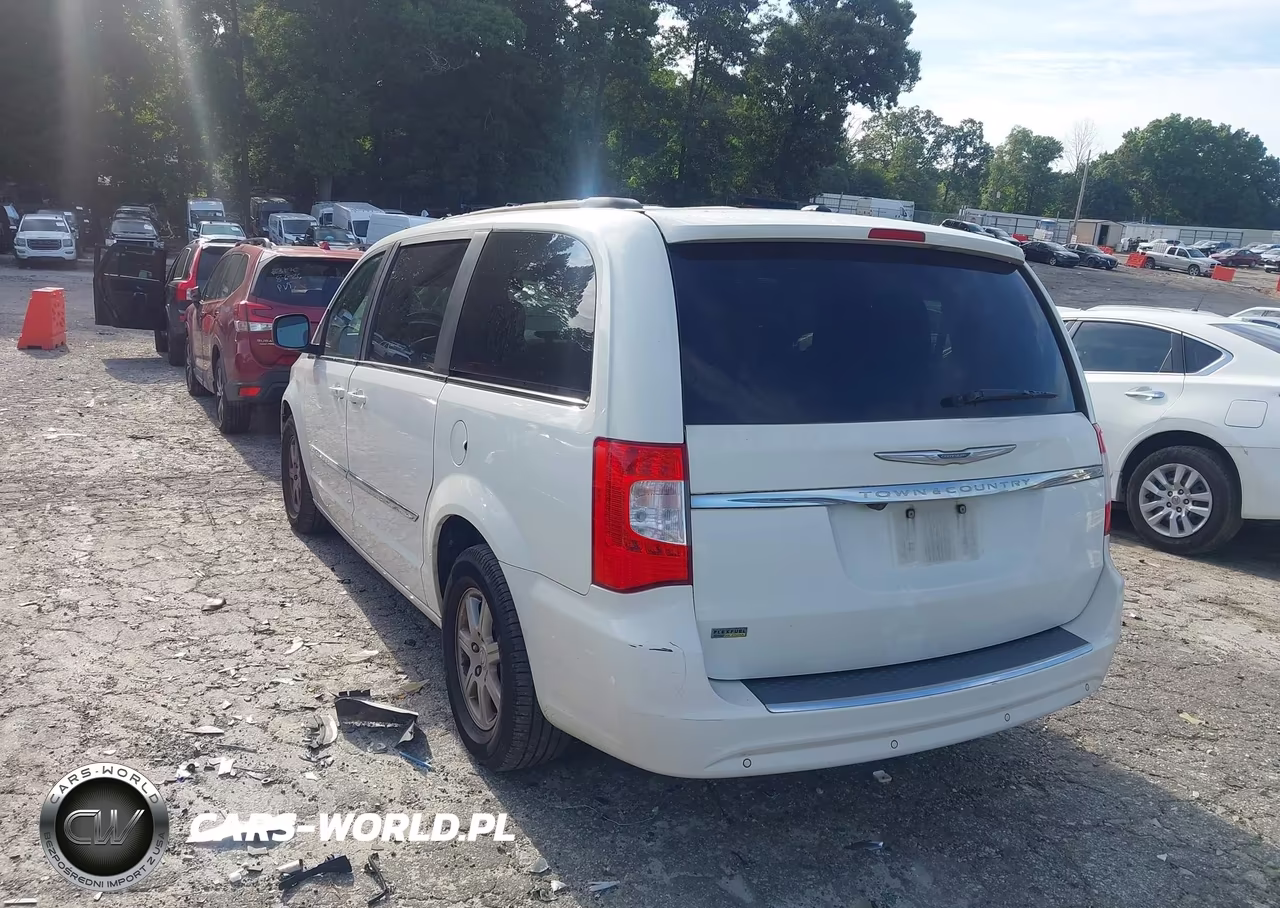 2012 Chrysler Town & Country Touring VIN:2C4RC1BG8CR157638 - 3