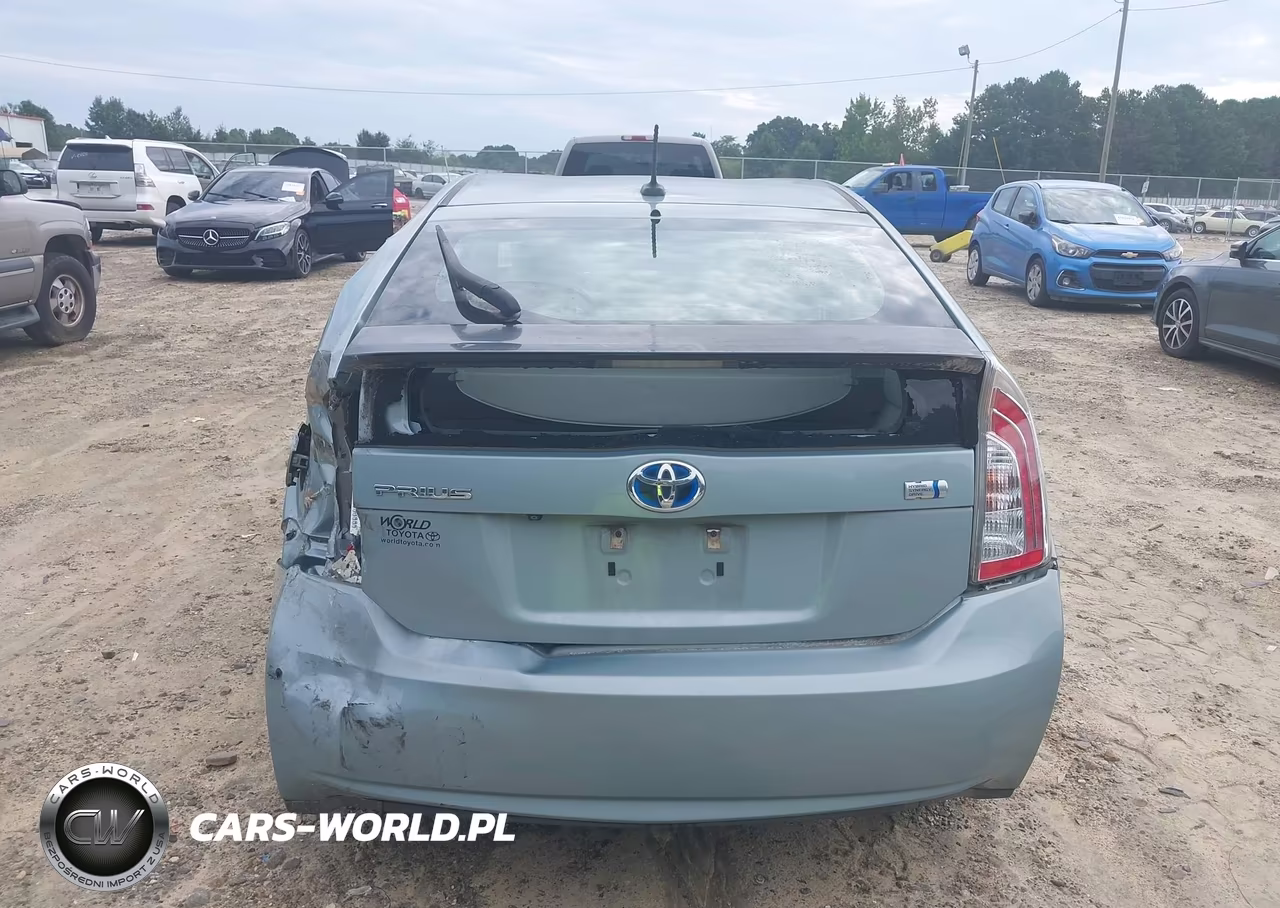 2012 Toyota Prius Three VIN:JTDKN3DU8C5375215 - 16